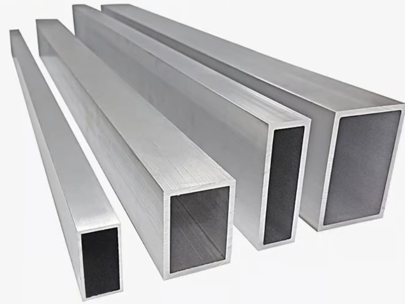 Khoảng cách khung xương trần nhựa nano