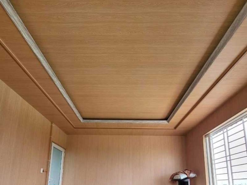 Mẫu trần nhựa phòng ngủ đơn giản