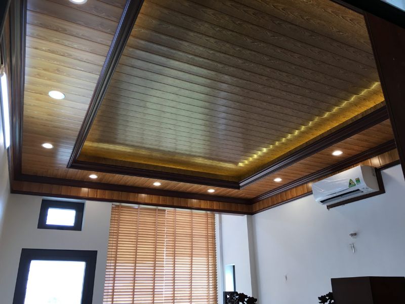 Mẫu trần nhựa phòng ngủ đơn giản
