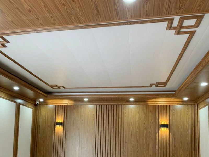 Mẫu trần nhựa phòng ngủ đơn giản