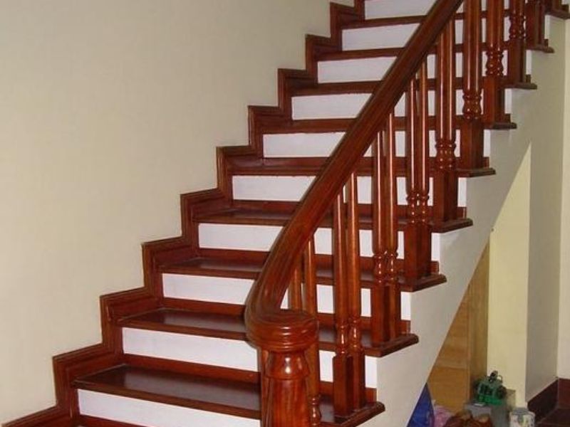 Tổng số bậc cầu thang nhà 2 tầng