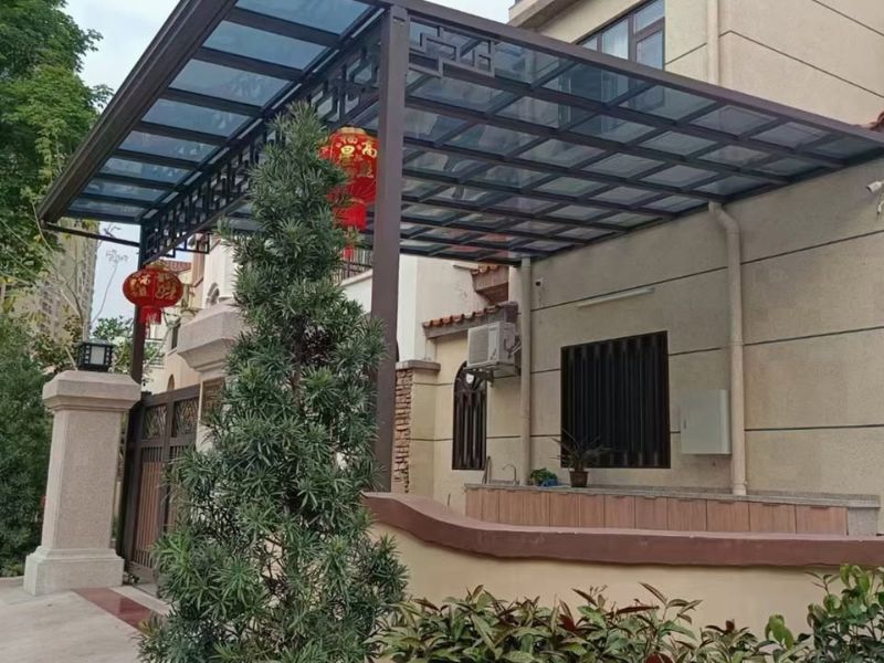 thiết kế mái che sân trước nhà ống