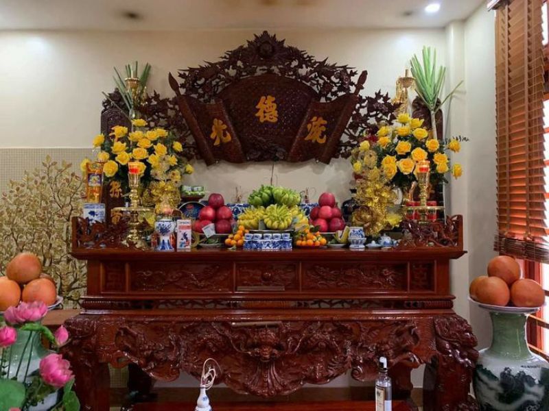 Cách hóa giải bàn thờ đối diện cửa sổ