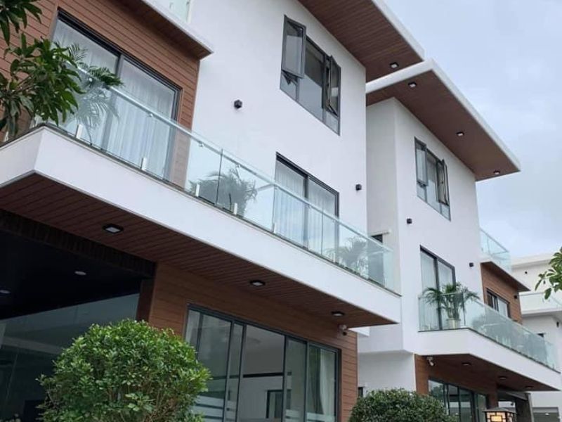 Ferino thi công lắp trần gỗ nhựa ngoài trời tại biệt thự Hải Phòng