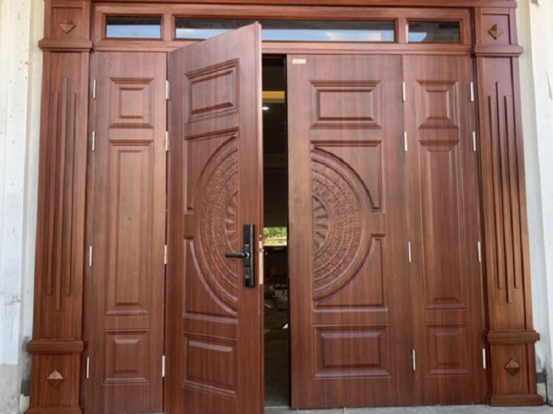 Kích thước cửa chính 4 cánh đẹp