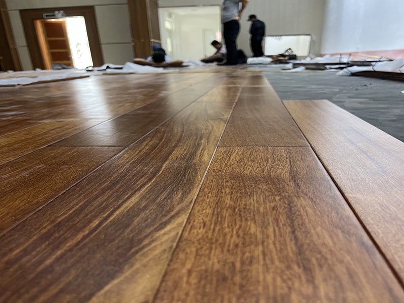 đơn vị thi công sàn gỗ uy tín tại Hà Nội