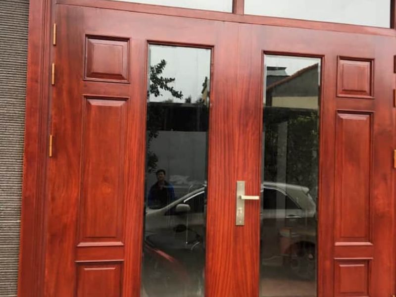 mẫu cửa gỗ 4 cánh đơn giản