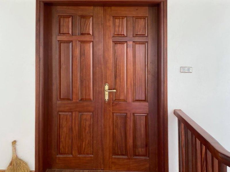 những mẫu cửa gỗ 2 cánh đẹp nhất hiện nay