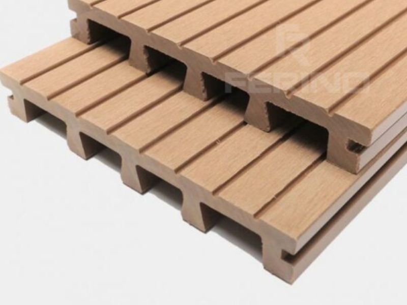 sàn gỗ ban công chung cư