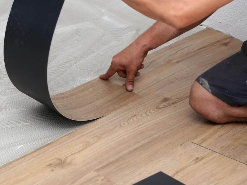 nhà phân phối sàn nhựa giả gỗ