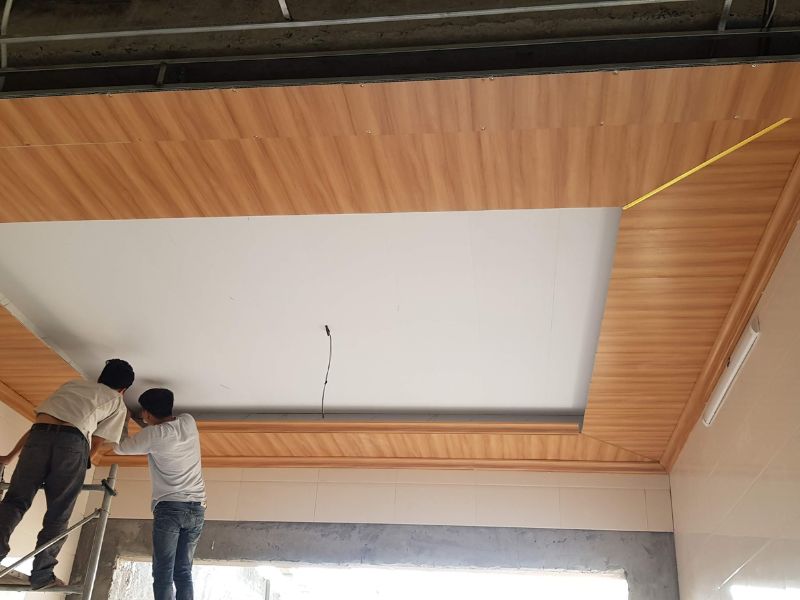 tiêu chuẩn thi công và nghiệm thu trần nhựa
