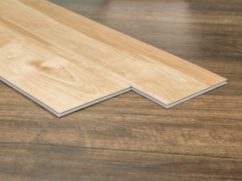 Có nên dùng sàn nhựa hèm khóa