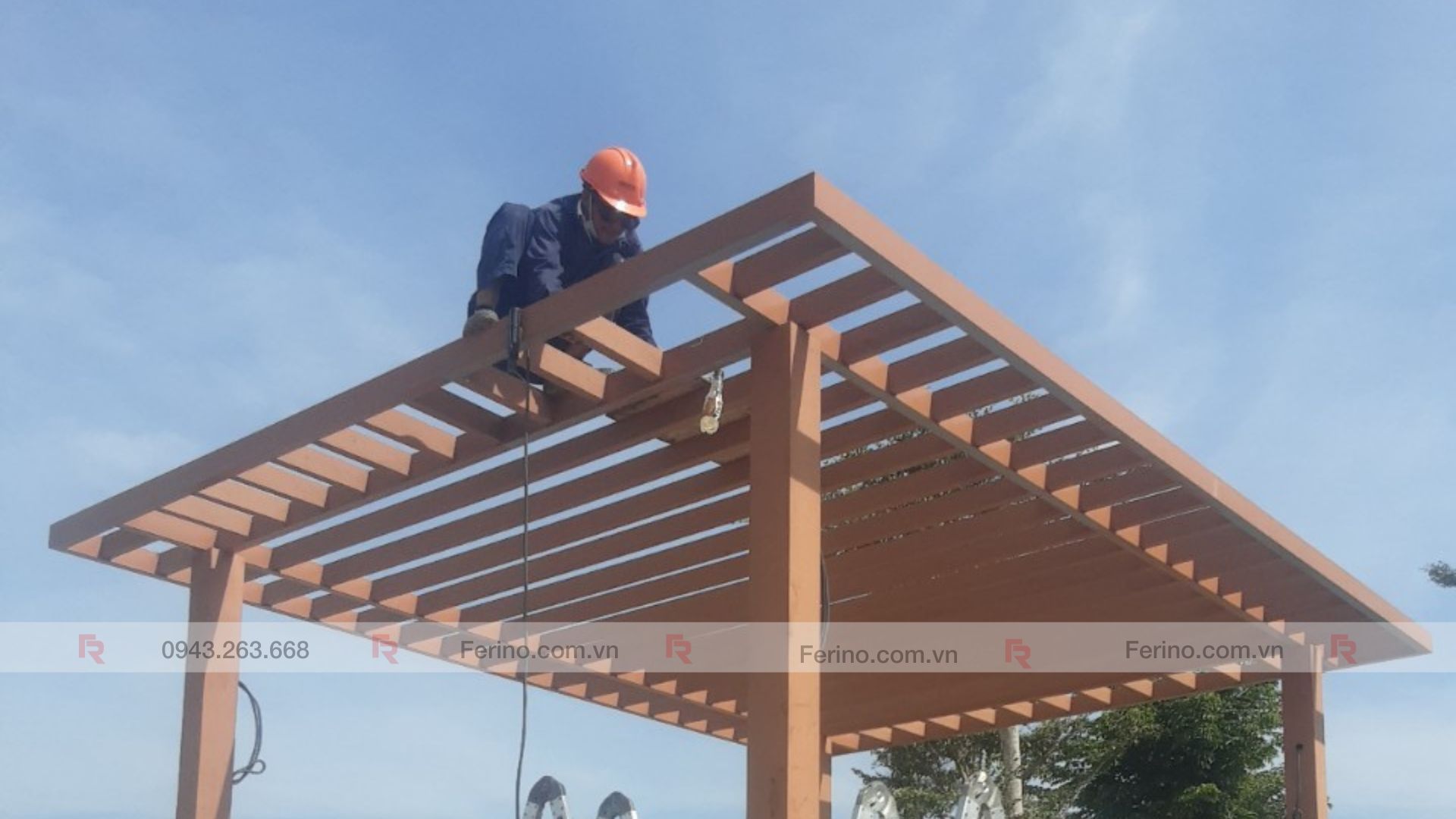 Khung đỡ cho hệ lam gỗ nhựa ngoài trời