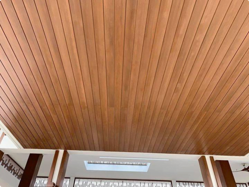 Mẫu trần Nano phẳng màu gỗ nâu